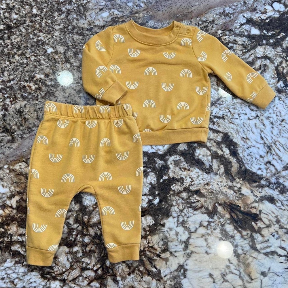 0-3 month gender neutral rainbow set